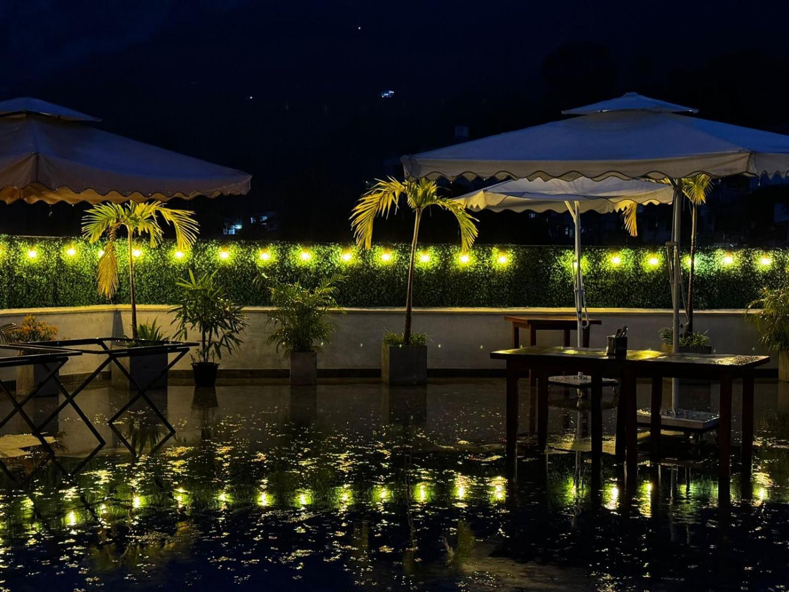 Crown Regency- Badulla Hotel Kültér fotó