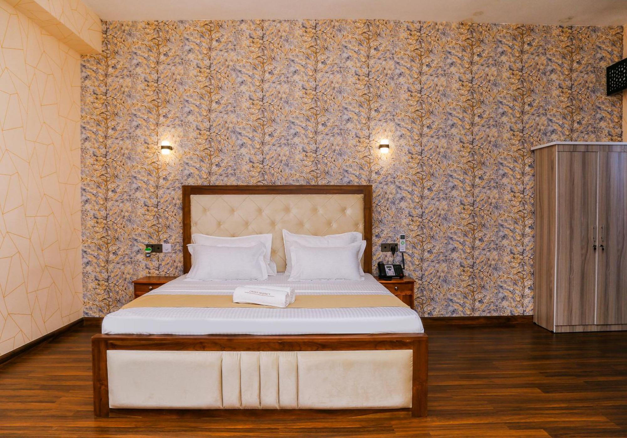 Crown Regency- Badulla Hotel Kültér fotó