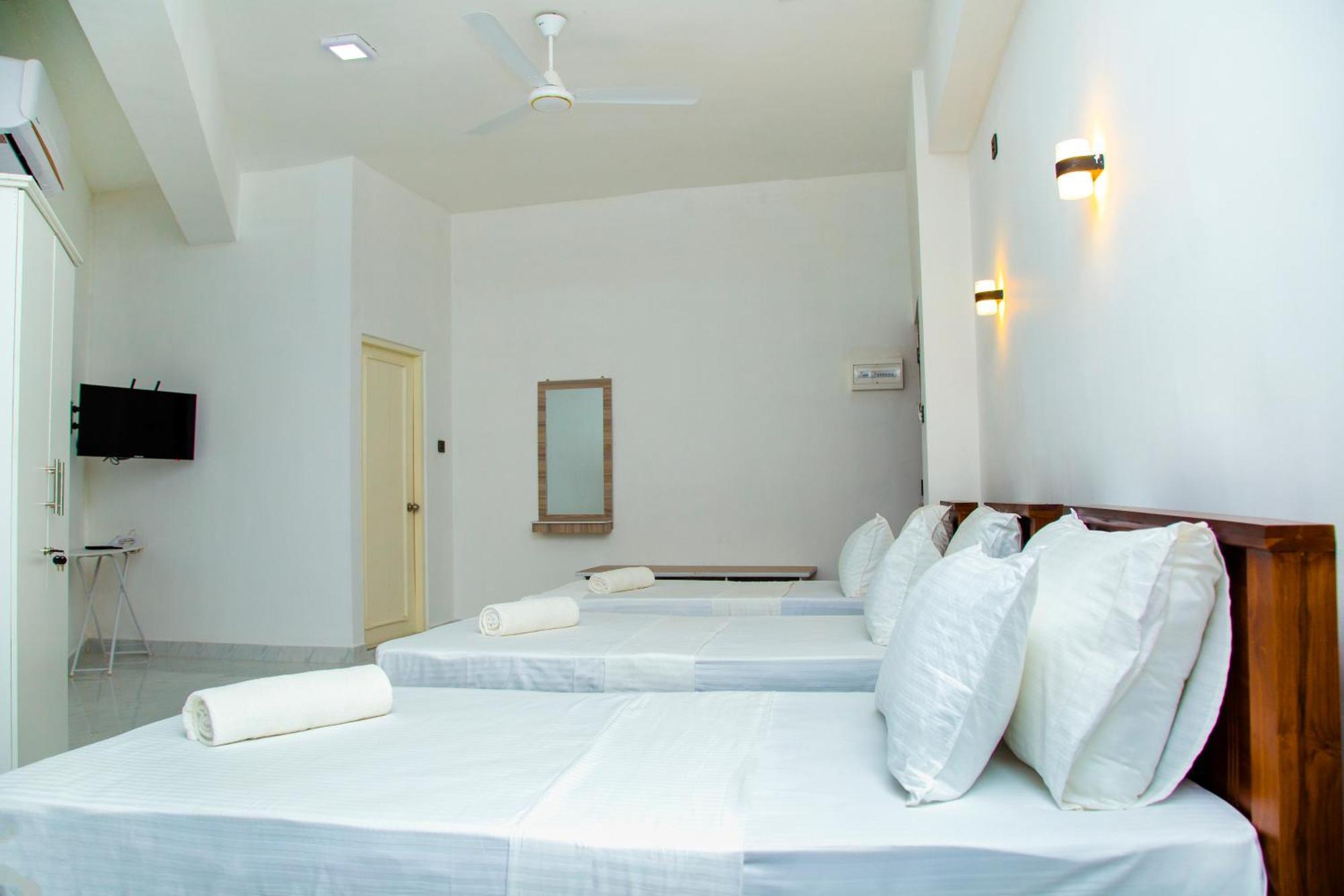 Crown Regency- Badulla Hotel Kültér fotó