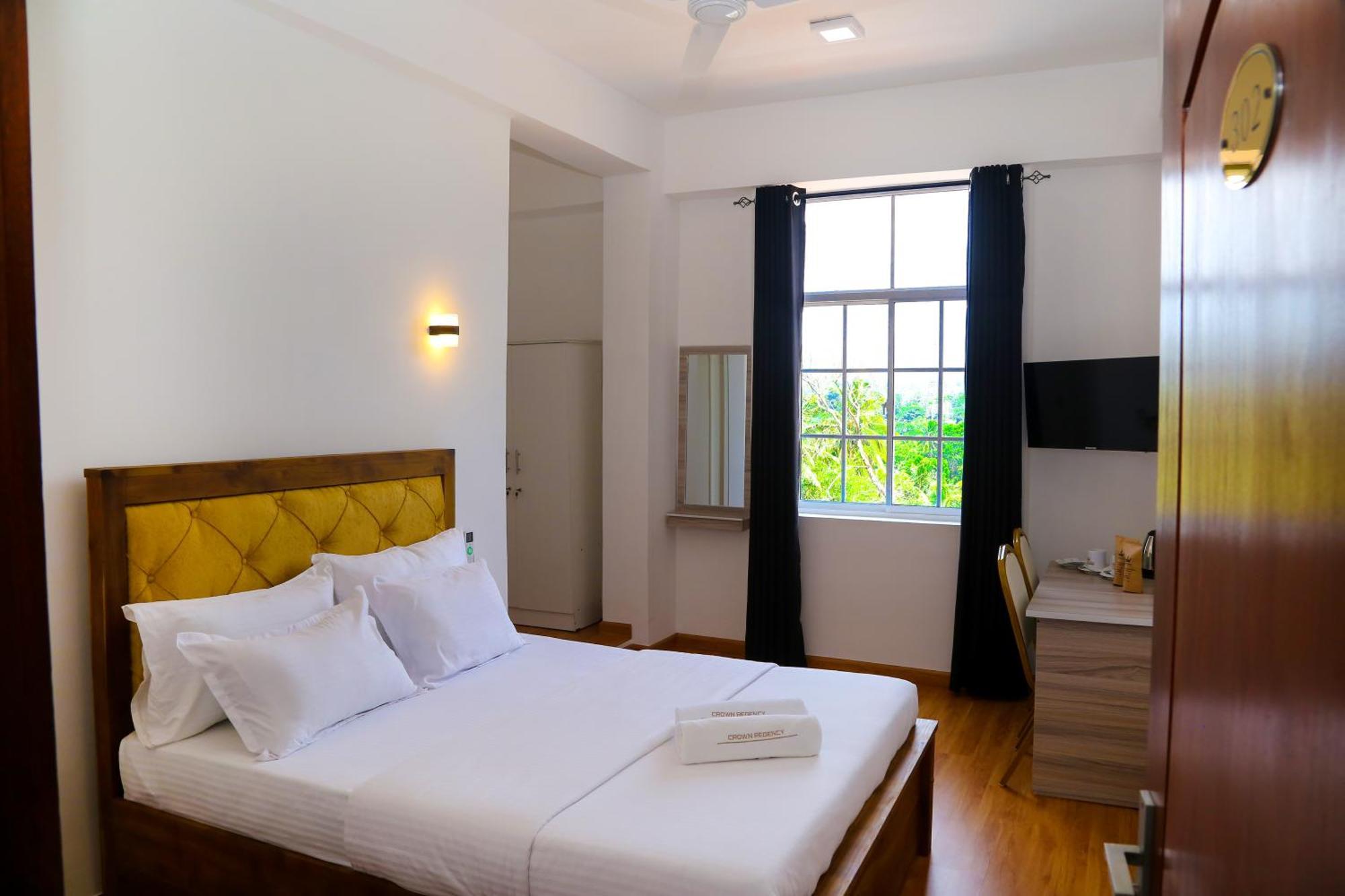 Crown Regency- Badulla Hotel Kültér fotó