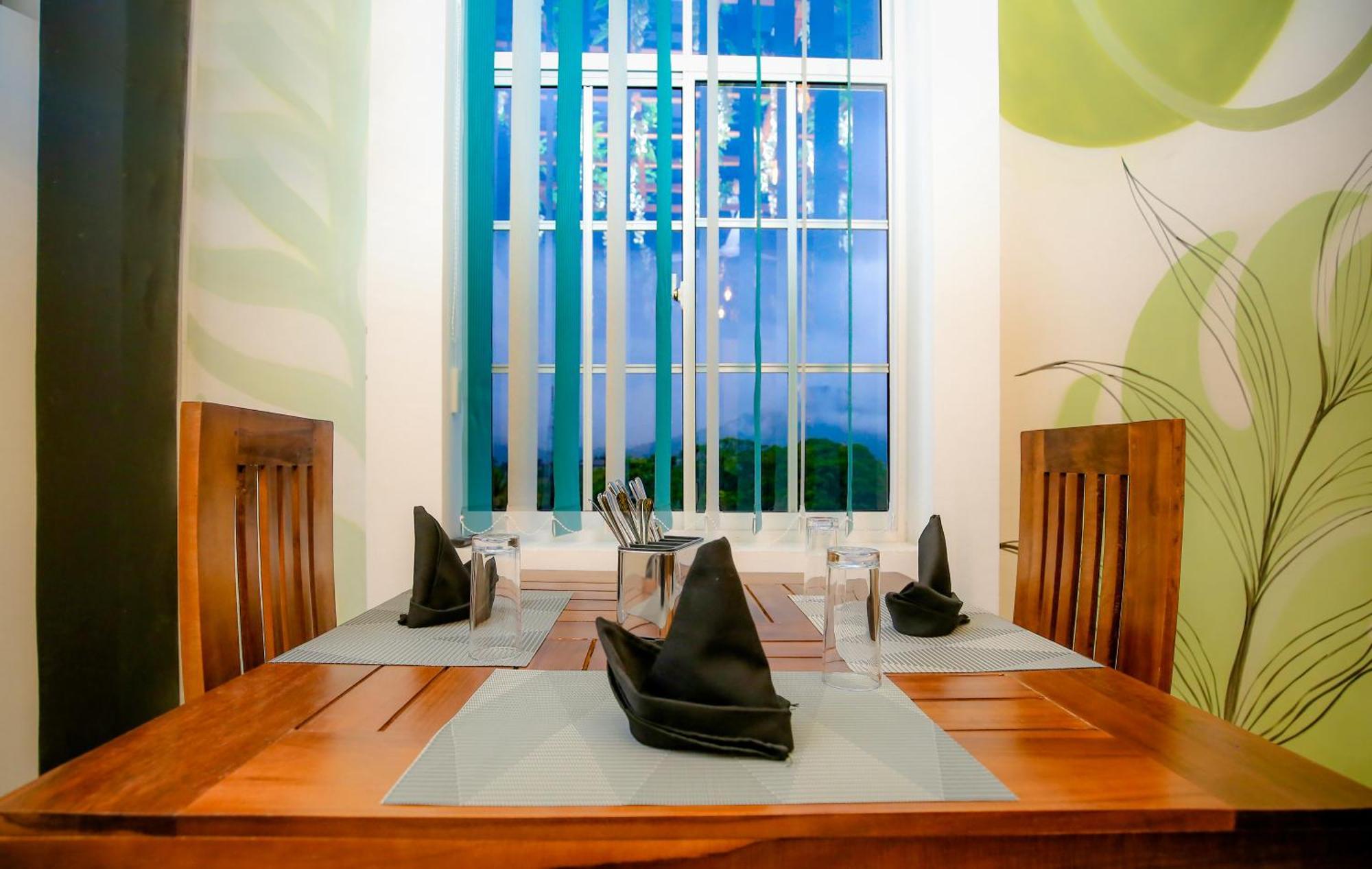 Crown Regency- Badulla Hotel Kültér fotó