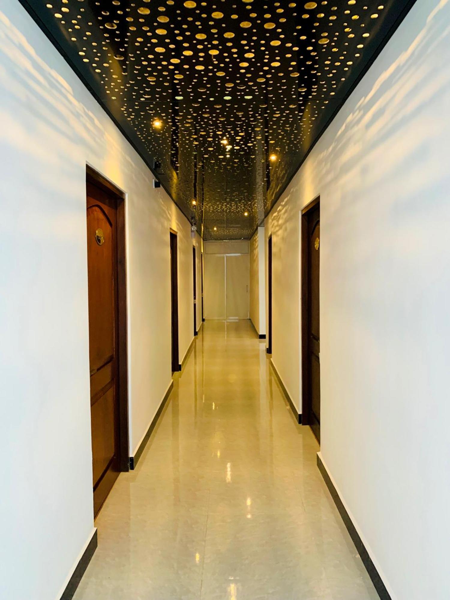 Crown Regency- Badulla Hotel Kültér fotó